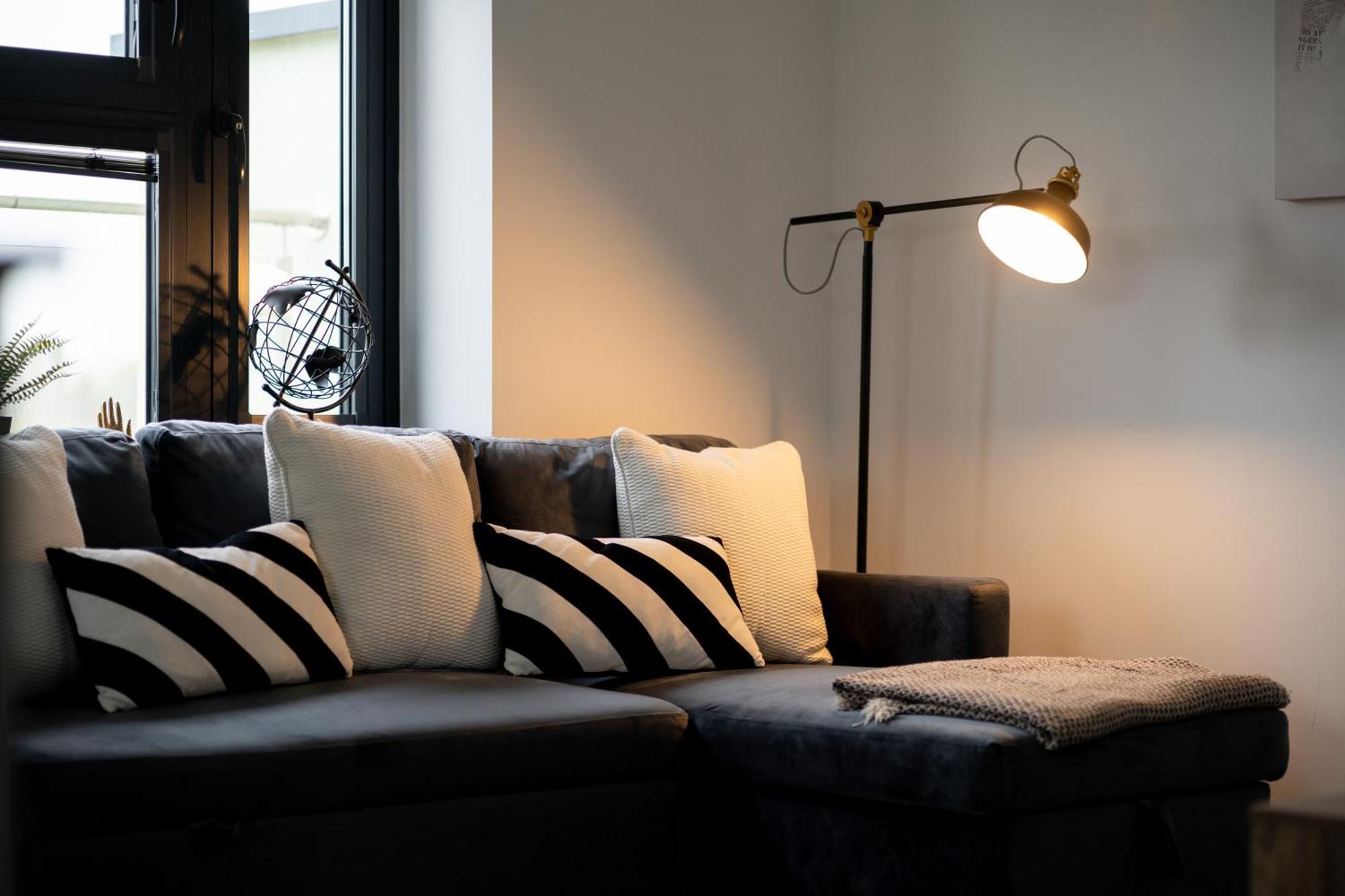 Modern 2-Bed Apartment With Balcony, Close To Oxford City Centre With Free Parking ภายนอก รูปภาพ